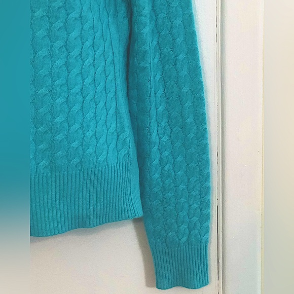 Geneva Cashmire Turquise Blue Turtleneck Sweater ,Cable Design. Woman’s Size S - Picture 7 of 9